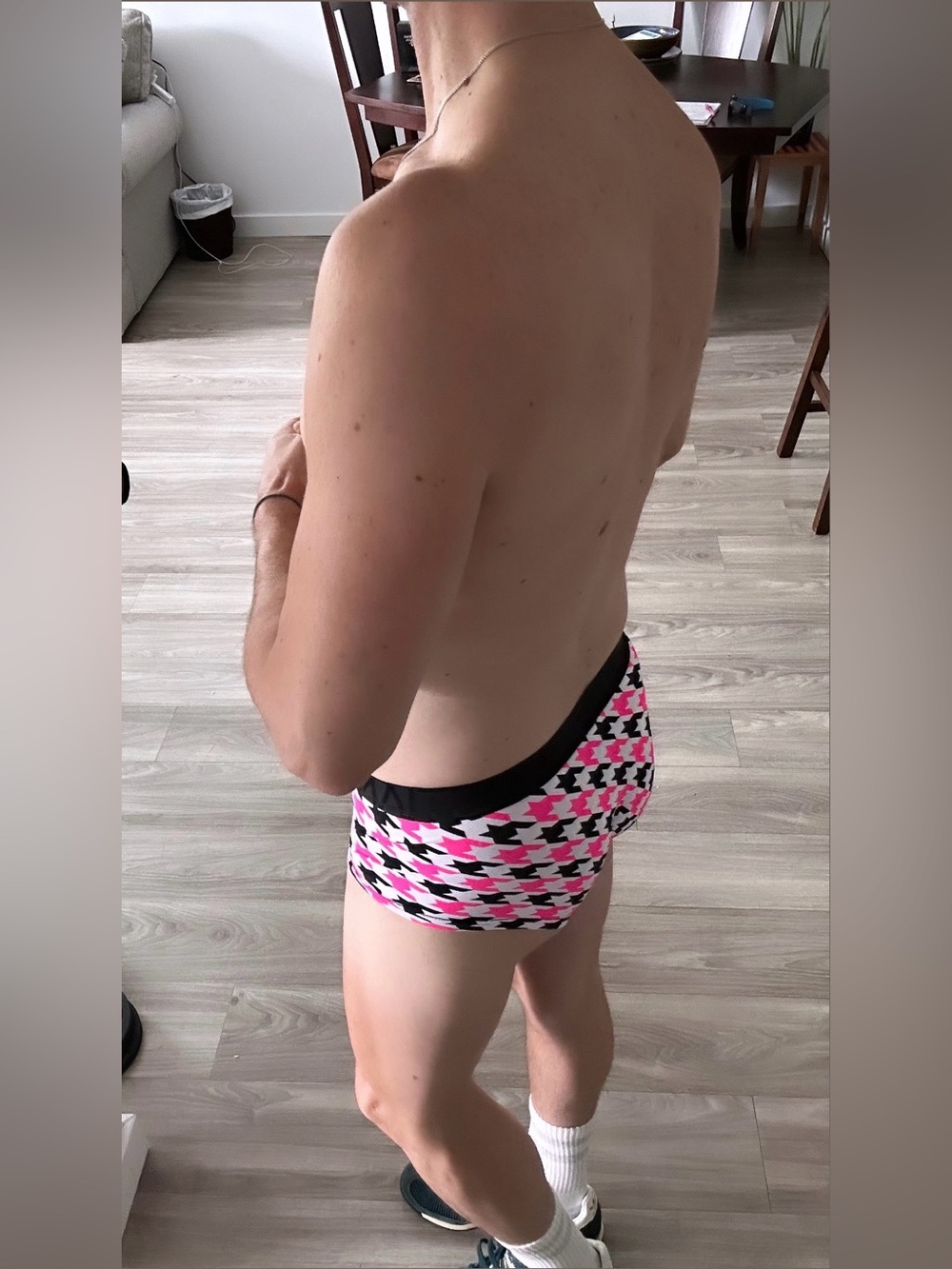 Andrew Christian | Houndstooth Trunk with Almost Naked in Pink & Black (Small) - Picture 2 of 8